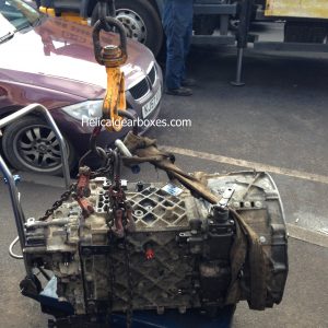 ZF Ecosplit 16 speed lifting with hiab